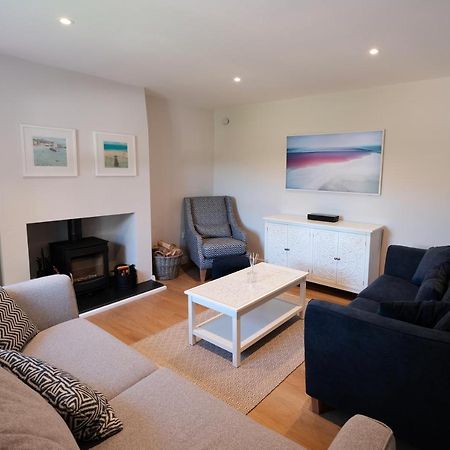 Newly Renovated Cottage With Hot Tub Portreath Exterior photo
