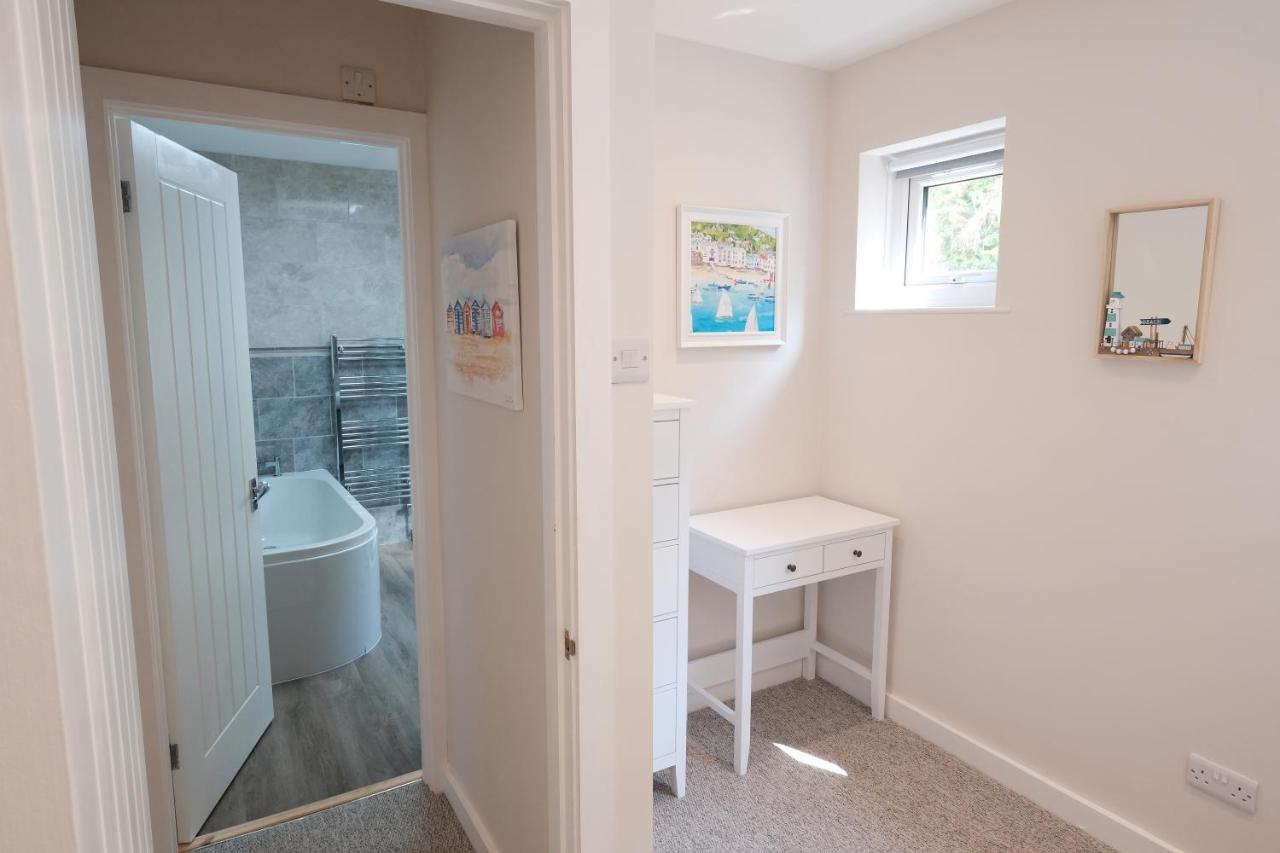 Newly Renovated Cottage With Hot Tub Portreath Exterior photo